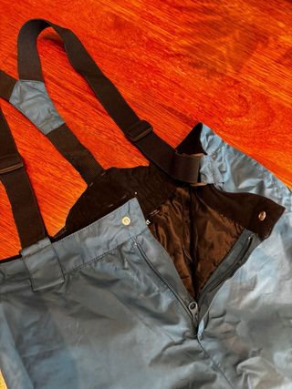 ROPA DE NIEVE PARA NIÑA (14 AÑOS) – CASI NUEVA