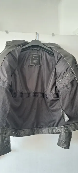 Giacchetta in pelle nera Giacche e cappotti da uomo