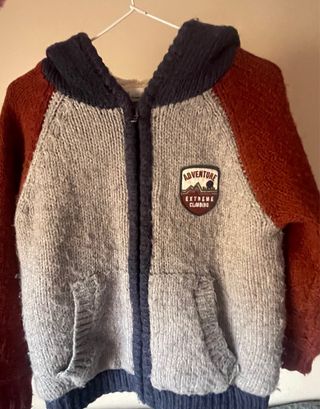 Pack 2 jerseys y 2 chaquetas 7-8 años