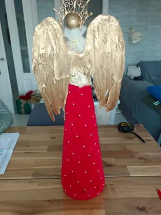 Figura Ángel Navidad Dorada Roja,falda aterciopela