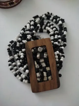 Tre braccialetti di perline