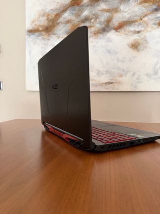 Portatile Acer Nitro 5 Nero e Rosso