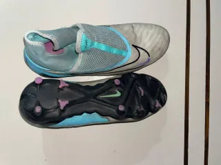 Botas Nike Phantom Talla 38