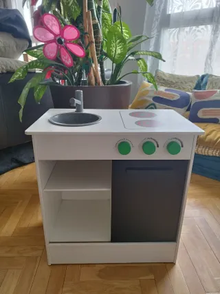 Cocinita de juguete Ikea
