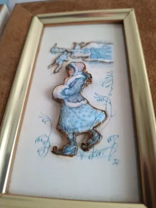 Lote 2 cuadros pequeños relieve