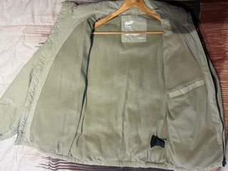 Cazadora Pull&Bear verde oliva