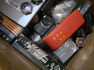 Lote Apple, Samsung, Sony, oakley, pokemon