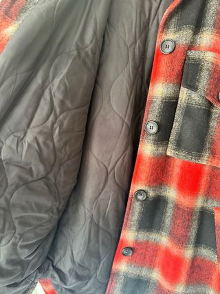 Sobrecamisa cuadros roja y negra