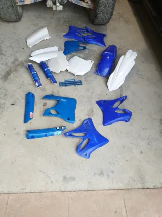 Lote Plástica Yamaha YZ 125