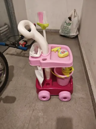 Carrito de limpieza infantil