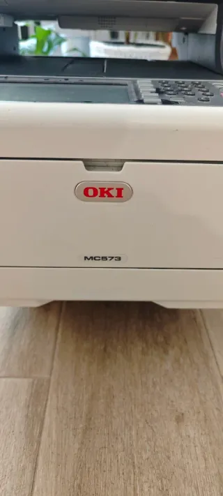 Impresora Oki MC573 Láser Multifunción