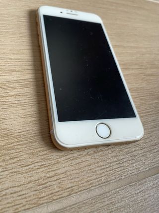 iPhone 7 32GB Blanco con protector de pantalla