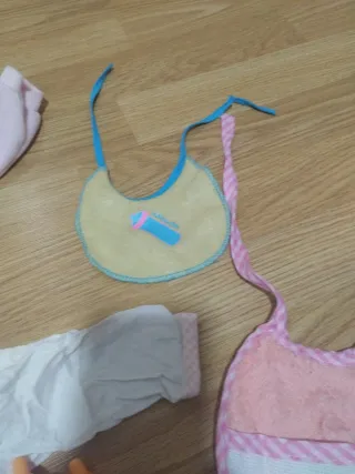 Conjunto Ropa y Accesorios Bebé Juguete