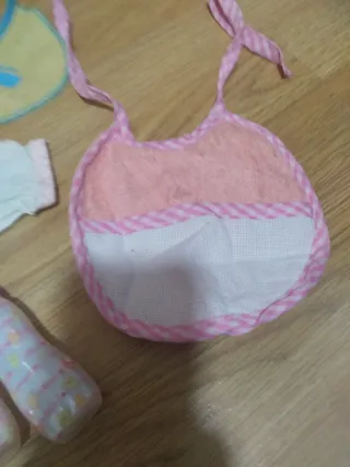 Conjunto Ropa y Accesorios Bebé Juguete