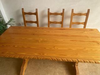Mesa de madera maciza rústica