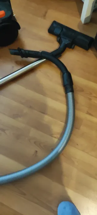 Aspiradora Rowenta Compact Power