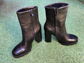 Botines Zara Tacón Grueso Talla 39