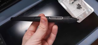 Huion Kamvas 12 Pro con Lápiz y Cable