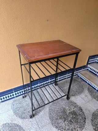 Mueble Auxiliar Hierro y Madera
