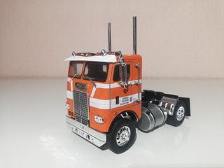 camión americano 1:43