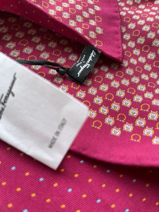 Pañuelo Salvatore Ferragamo Rojo
