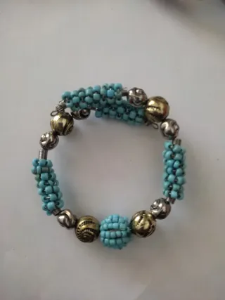 Set di 6 braccialetti artigianali