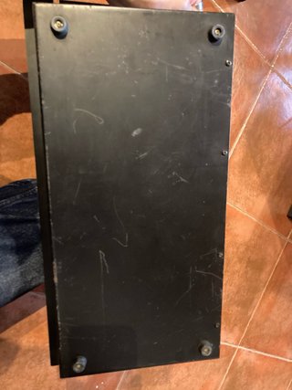 Mesa de mezclas Akiyama MQ-2350,