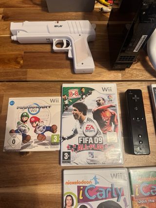 Pacchetto Wii: Console, Controller e Giochi