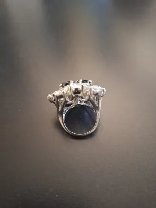 Anello bigiotteria fiore zirconi neri e bianchi