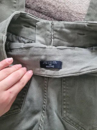 Pantalones pitillo cintura alta verdes