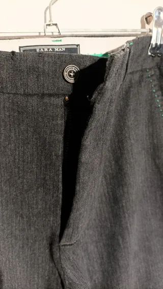 Pantalón de vestir Zara gris