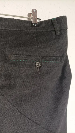 Pantalón de vestir Zara gris