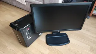 Plotter da taglio Rabbit 720, computer e schermo