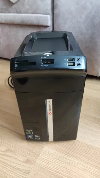 Plotter da taglio Rabbit 720, computer e schermo