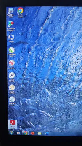 Plotter da taglio Rabbit 720, computer e schermo