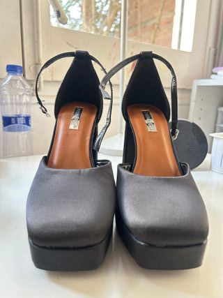 Tacones negros plataforma Primark