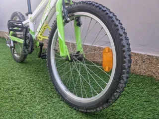 Bici Junior Conor WRC 20 Muy Cuidada casco regalo