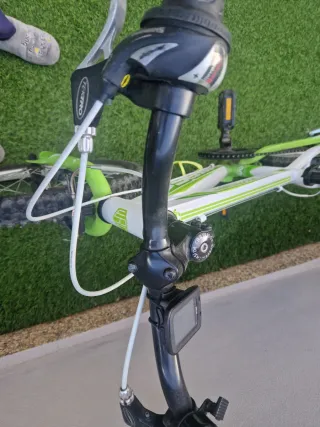 Bici Junior Conor WRC 20 Muy Cuidada casco regalo