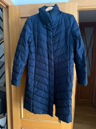 Abrigo plumífero azul mujer