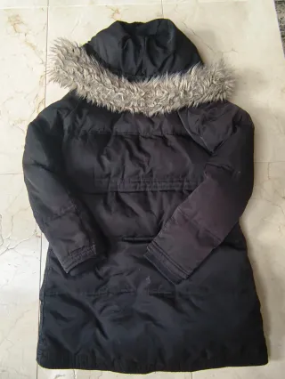 Parka Bershka Talla L Negra con Capucha