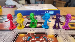 Cluedo Junior Hasbro - El caso de la tarta