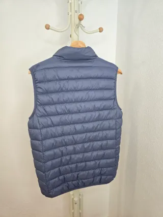 Chaleco azul acolchado