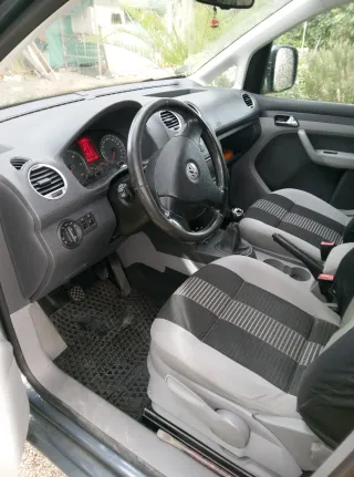 Volkswagen Caddy 2010