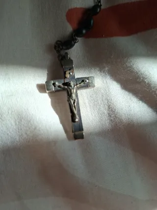 Rosario negro con cruz