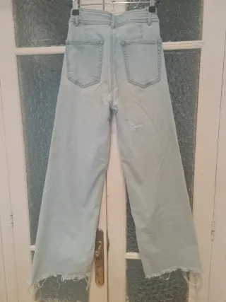 Pantalón vaquero Mango ancho azul claro