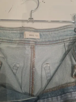 Pantalón vaquero Mango ancho azul claro