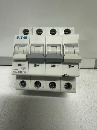 Interruptor Eaton PLSM-C16/3N