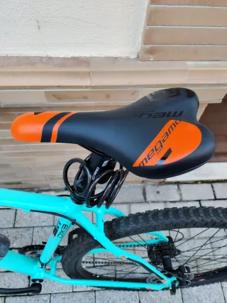 Bicicleta BTT Megamo color azul