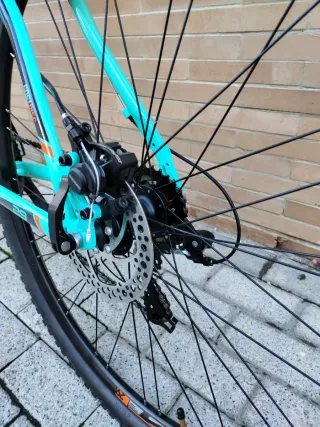 Bicicleta BTT Megamo color azul