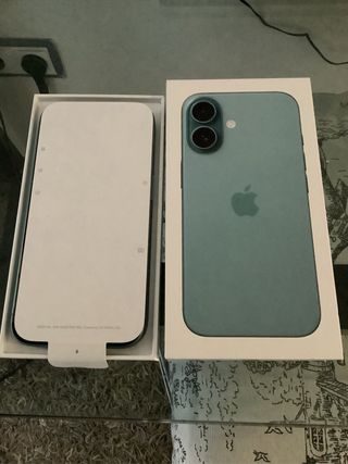 iPhone 11 128GB Verde mai usato, regalo